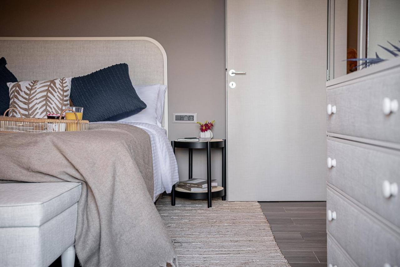Emmanuel'S Sea View Luxury Apartment Kíssamos Eksteriør bilde